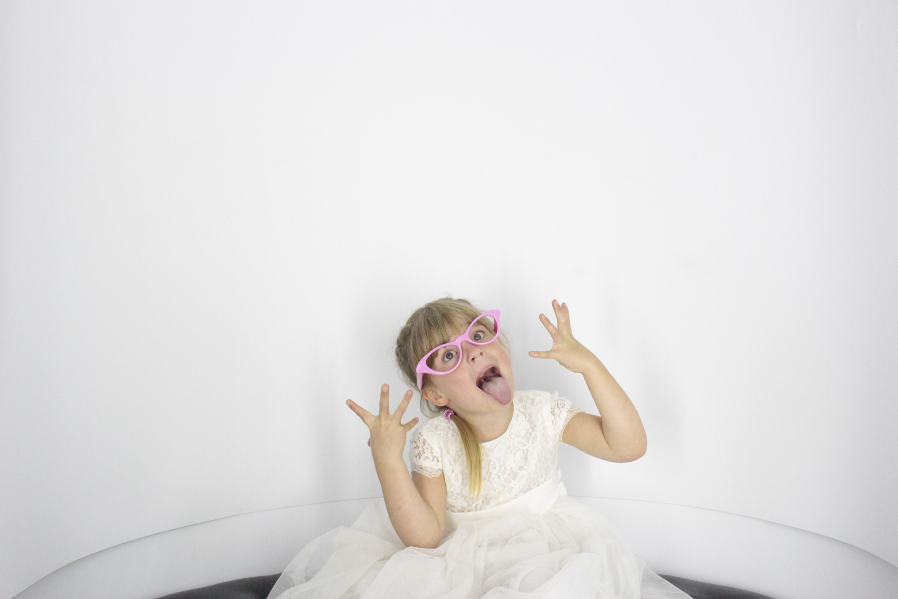  Heather & Daniel's Wedding | View more photos from the event at gallery.myphotoboothexperience.co.uk/u/MyPhotoBoothExperienceLtd/Heather-Daniels-Wedding